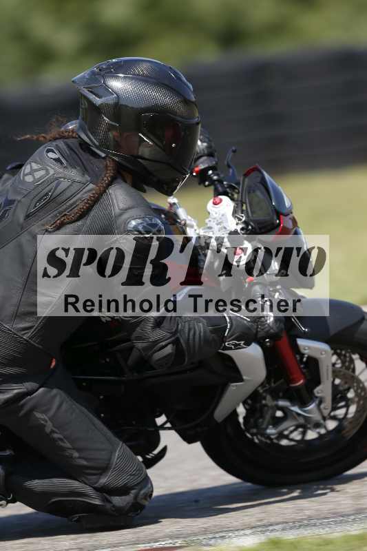 /44 09.08.2025 Plüss Moto Sport ADR/Einsteiger/54